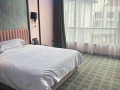 -粤塔X趣影电竞酒店(天河广场车陂地铁站店)