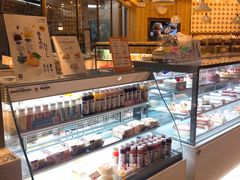 面包甜点陈列柜-BreadTalk面包新语·烘焙蛋糕(高德置地春广场店)