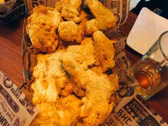 -BHC炸鸡(明洞总店)