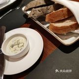 牛肉，鹅肝，面包 都是我爱的元素