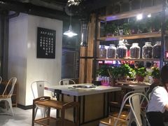 大堂-大斌家串串火锅(德思勤店)
