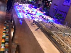 -亚马逊环球美食百汇(新城吾悦广场店)