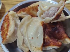 -黄阿姨锅贴大王(万航渡路店)