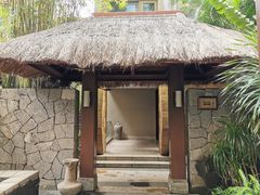 -三亚湾海居铂尔曼度假酒店