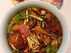 -镇南锅盖面馆(解放路店)