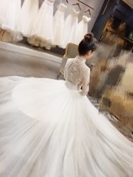 -艾米丽婚纱礼服