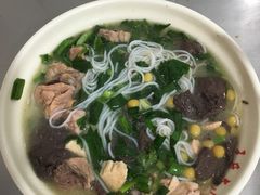 -文山荷鲜居(翠湖店)