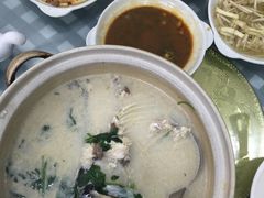 -天乐农家鱼头王(天目湖店)