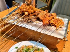-喝丢一只鞋海鲜烧烤(市场店)