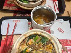 -华记煲仔华·煲仔饭(市桥易发店)