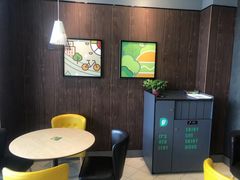 -德克士(翠湖二路吾悦广场店)