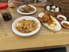 -珊珊小笼馆(仙霞路店)