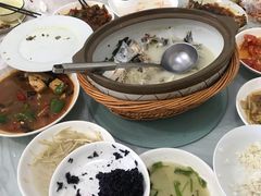 -天乐农家鱼头王(天目湖店)