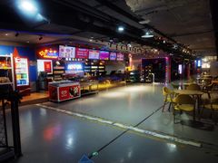 -嗨翻Hi-Fun竞技主题乐园·蹦床亲子生日轰趴(国光1937店)