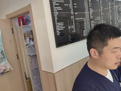 -申普宠物医院·眼科·心内科·影像科(普陀分院)