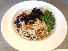 油鸡枞米线-半山腰·云南菜(侨福芳草地店)