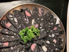 墨鱼肠-嘿嘟嘟·肋条烧肉放题(爱融荟城店)