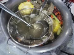 -五指山生态小黄牛(皮皮虾海鲜广场店)