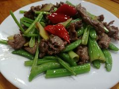 白灼黄牛肉-鹭岛新泉客家菜·海鲜·融合菜(莲前店)
