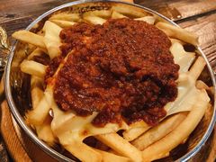 -SISTERS BAR RESTAURANT川意酒馆(嘉善老市H楼店)