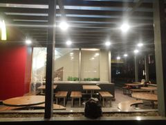 门面-麦当劳(花桥得来速店)