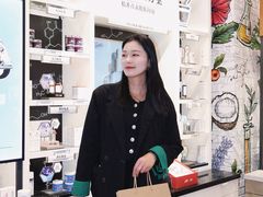 -杭州西湖银泰百货
