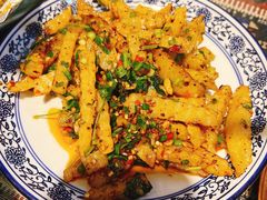 -蜗牛小馆醉乡民谣云南菜(惠新西里店)