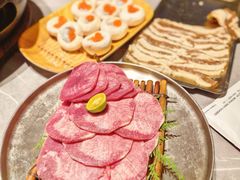 -草家酱蟹炭火烤肉店(珲春南路一店)