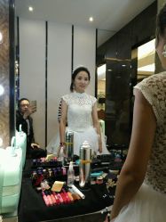 -蒙娜丽莎婚纱摄影(南门店)
