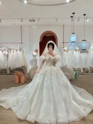 -派丽莫Pellimo原创设计婚纱品牌