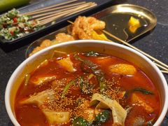 -依呀呀ktv烧烤小串(中山西路店)