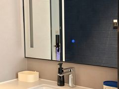 -广州琶洲会展广州塔地铁站轻居酒店