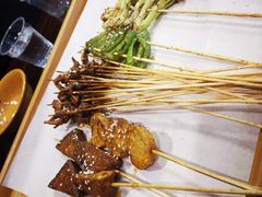 -老蚌埠烤串·新派烧烤·油边王(工农路店)