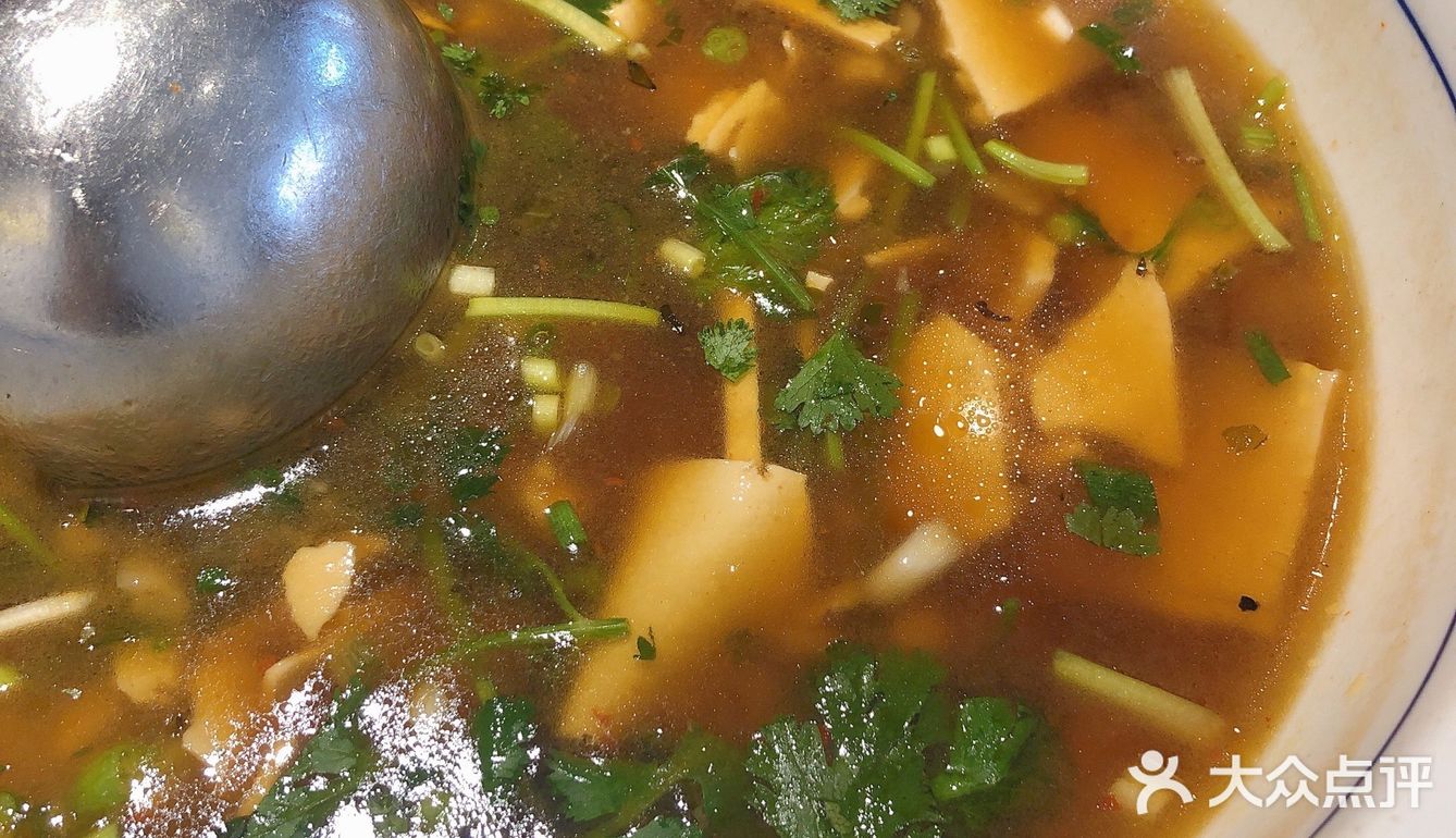 两个人五个菜有点多了 份量是真的很足