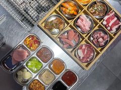 -马路牙子烧烤馄饨酒馆(望京店)