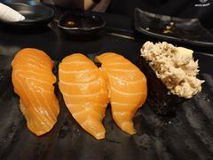 -鲑属寿司·火山石烧和牛(南城店)