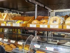 面包甜点陈列柜-安德鲁饼店(总店)