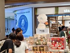 -泡泡玛特POPMART(国金街店)