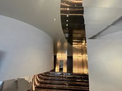 -涨巢·潮玩水疗局