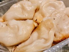 -黄阿姨锅贴大王(万航渡路店)