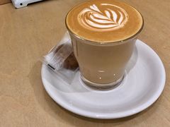 热奶油葡萄干小拿铁-常识咖啡common sense(春熙路店)