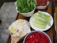 -沸炉重庆老火锅(军事博物馆店)