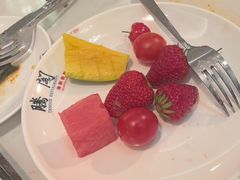 -腾阁自助餐厅(朝林广场店)