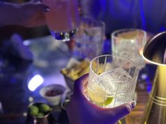 -OZONE 顶楼酒吧(香港丽思卡尔顿酒店)