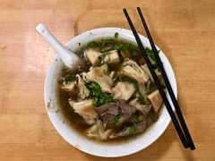 牛肉罩火烧-清真·白家牛肉罩火烧老店(育才街店)