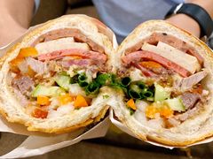 -Bánh Mì Huynh Hoa