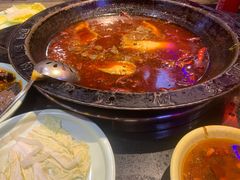 -宽板凳老灶火锅(南礼士路店)