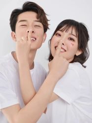 点击看大图 -定格摄影·轻奢定制写真馆