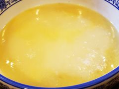 -老国贸云南传统过桥米线(滇池店)