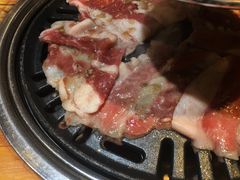 精品牛五花-唯成•韩国炭火烤肉 유성고기